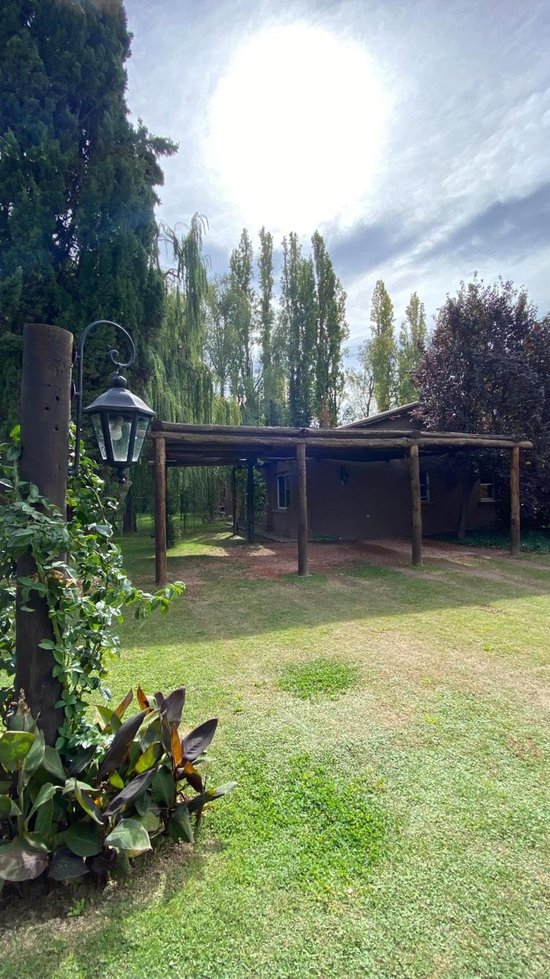Alto Chacras Cottage Chacras de Coria Luaran gambar