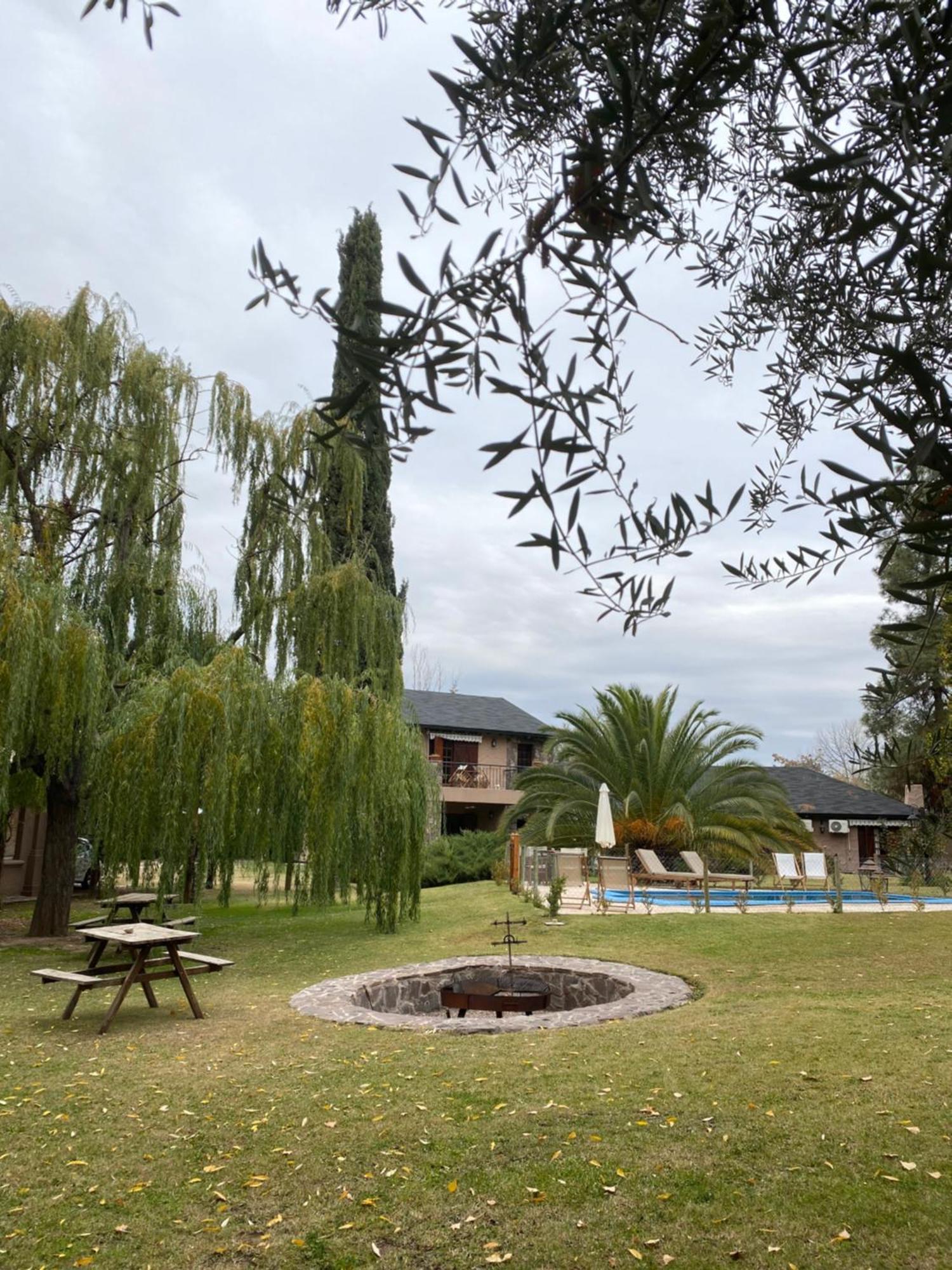 Alto Chacras Cottage Chacras de Coria Luaran gambar