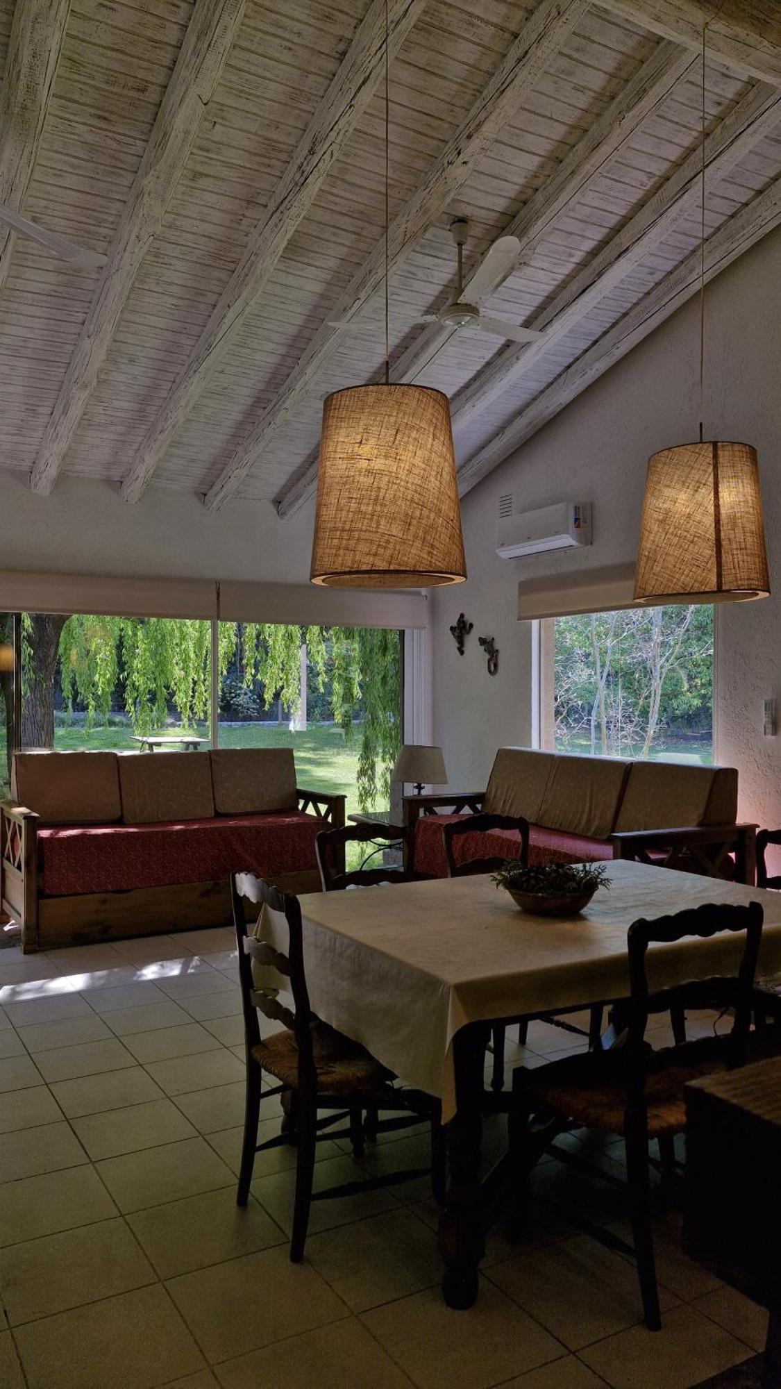 Alto Chacras Cottage Chacras de Coria Luaran gambar